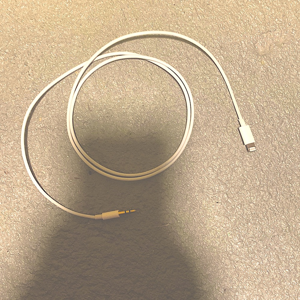 Car Aux for Iphone